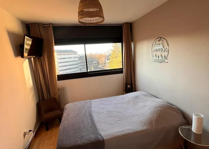 Vue Parc Homestay *
